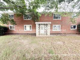 featured image of 1737 Portage Trl #2