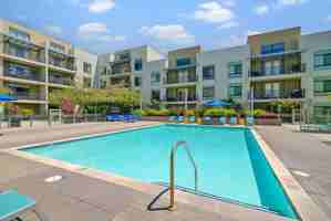 featured image of 1725 S Bascom Ave