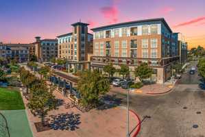 featured image of 1 Plaza View Ln