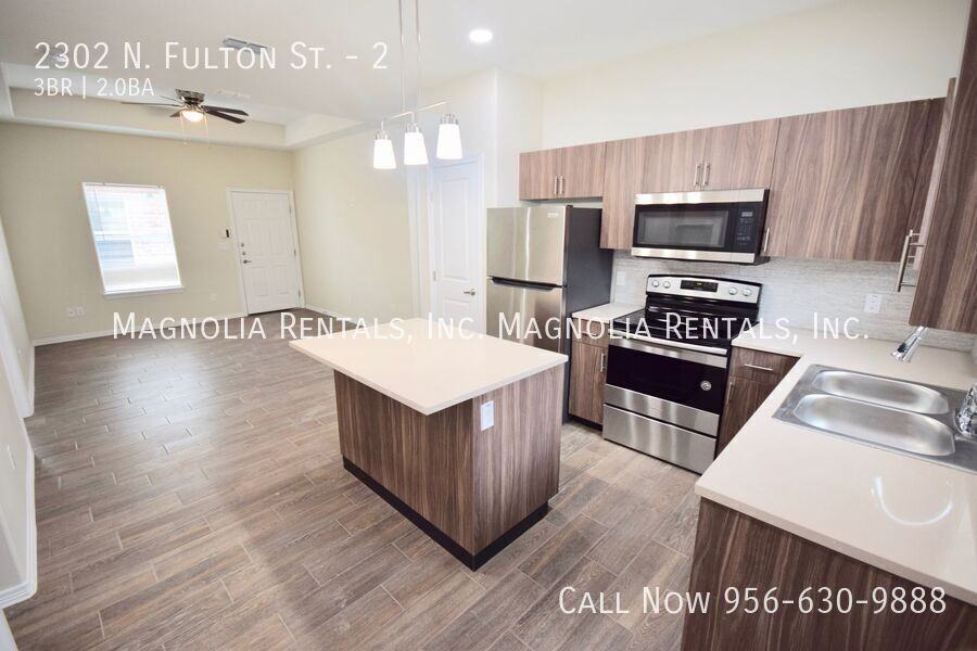 2302 N Fulton St #2 - Photo 7 of 16