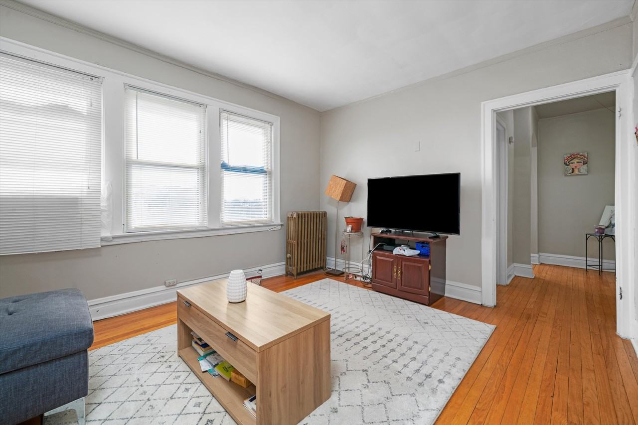 6817 21st St #502 - Photo 4 of 23