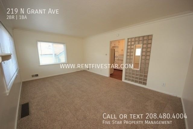 219 N Grant Ave - Photo 2 of 10