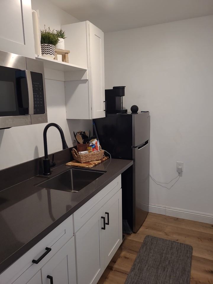 377 377 G Utilities Included, Wi-fi, Furnished - Photo 4 of 7