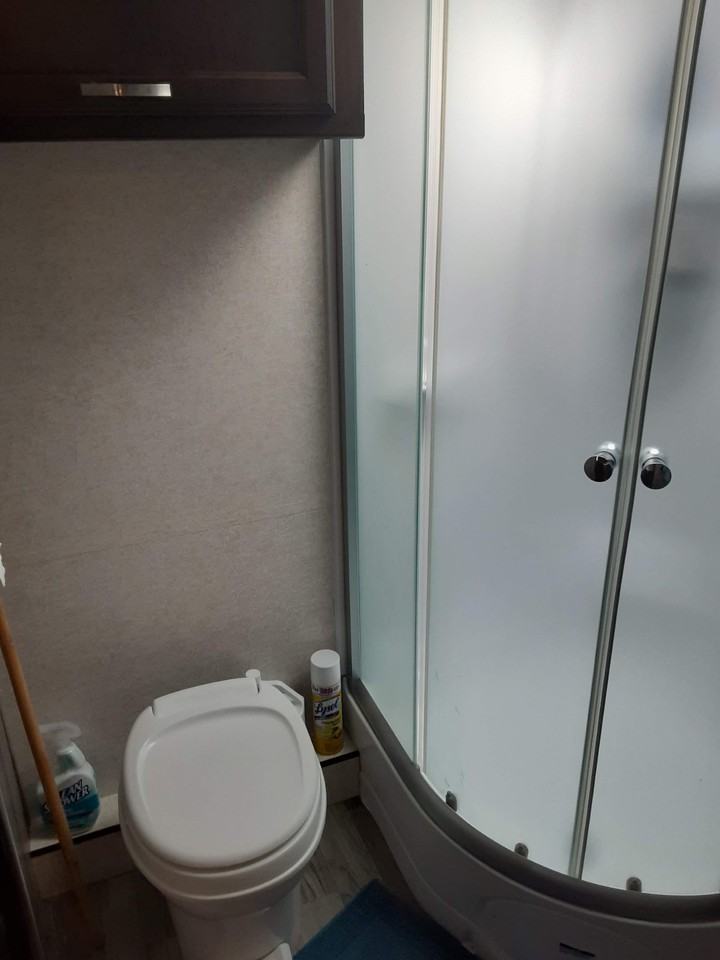 706 Breezewood Dr #NA - Photo 3 of 4