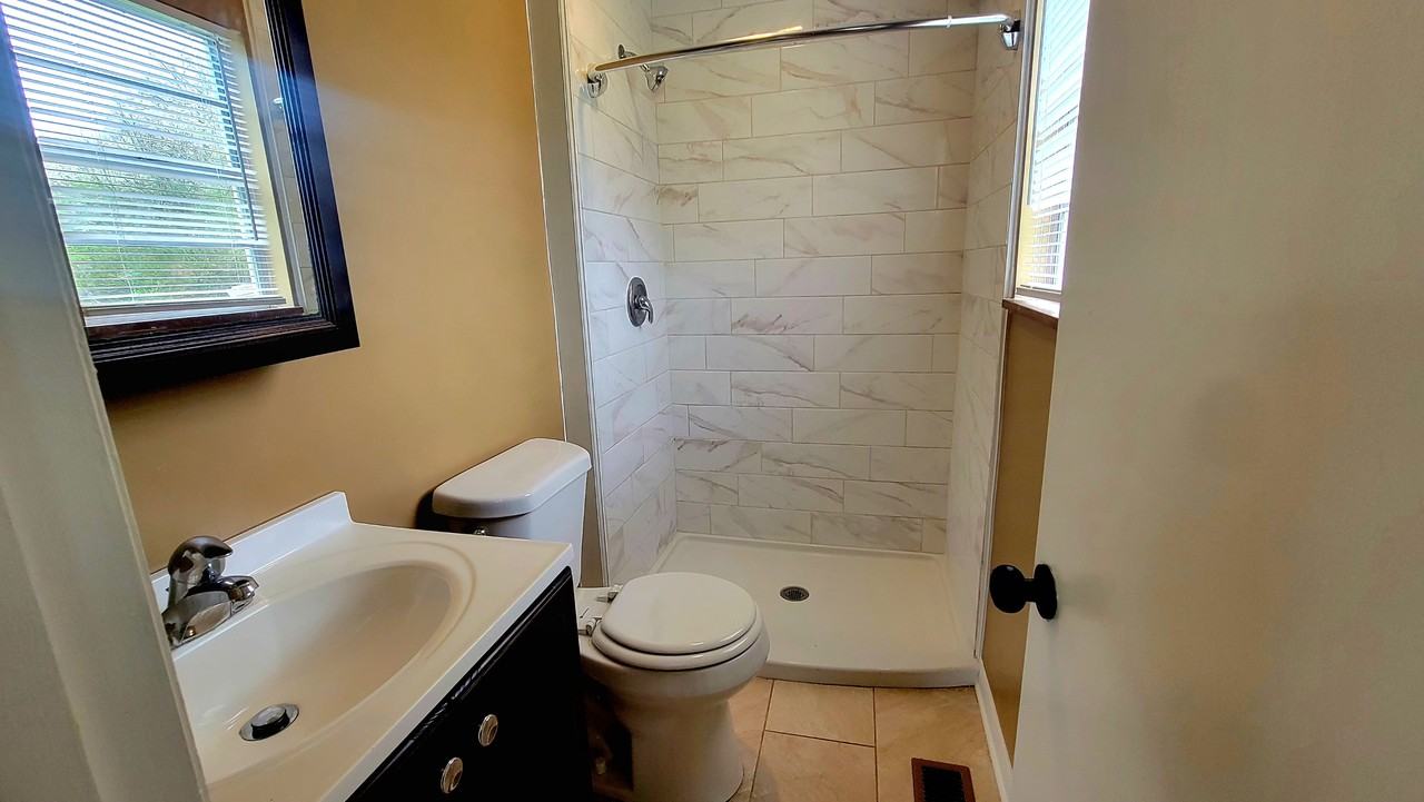 907 W Forest Blvd #NA - Photo 7 of 15