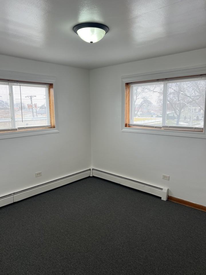 131 50th Ave #3rdFL - Photo 6 of 9