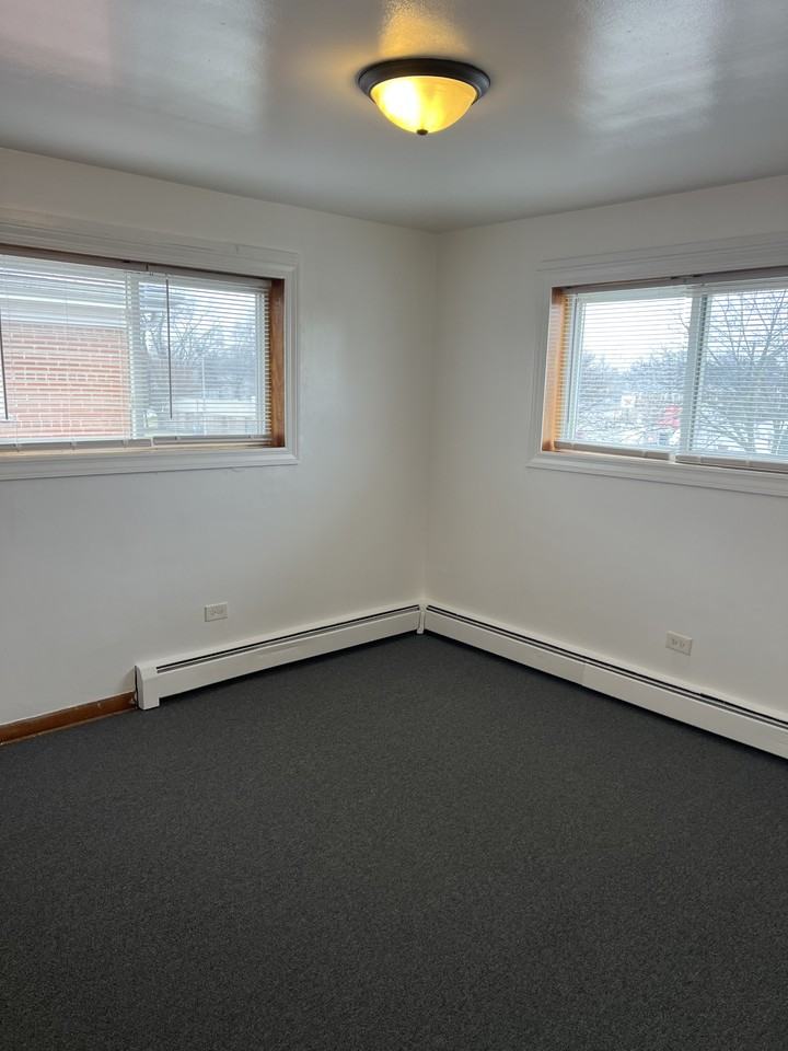 131 50th Ave #3rdFL - Photo 7 of 9