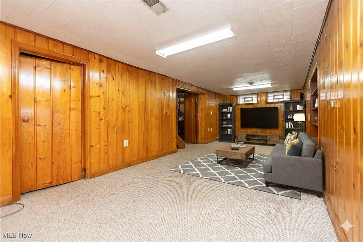 1612 Longwood Dr #NA - Photo 7 of 7