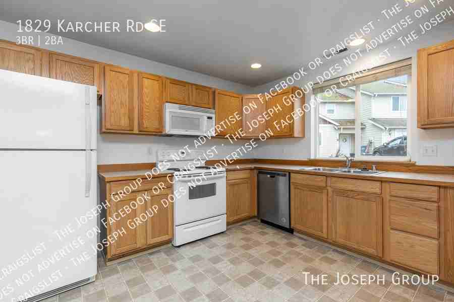 1829 Karcher Rd Se - Photo 2 of 36