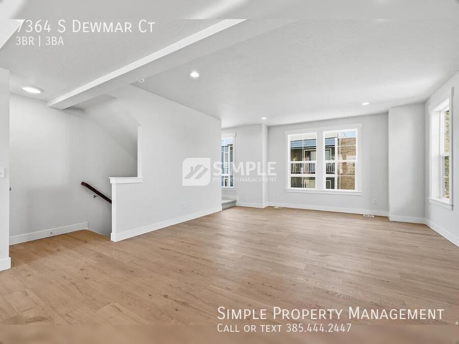 7364 S Dewmar Ct - Photo 7 of 35