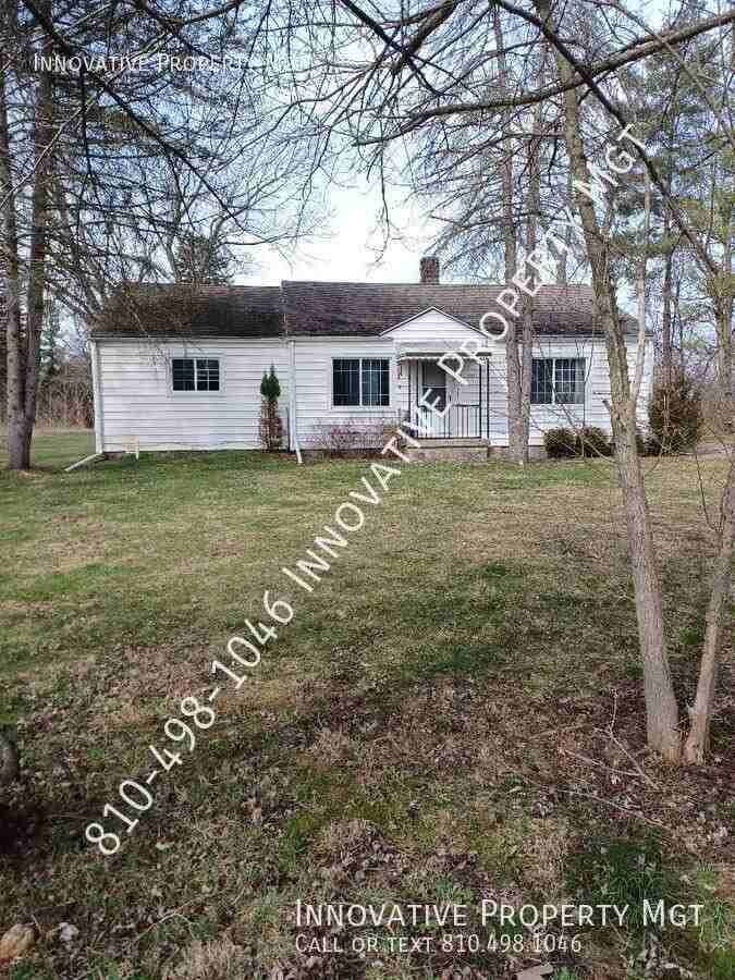 4354 S Elms Rd - Photo 2 of 44