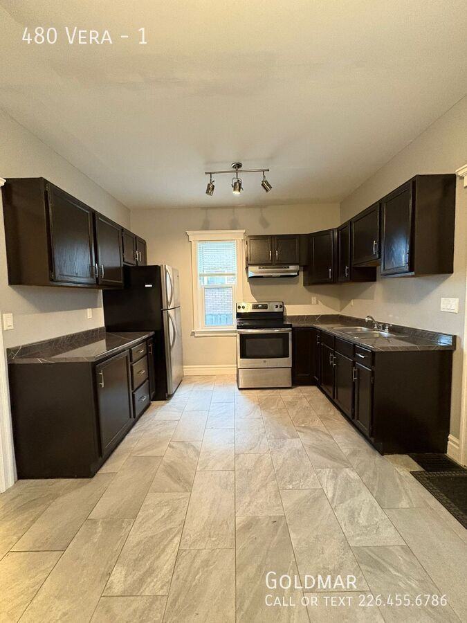 480 Vera Pl #1 - Photo 3 of 15