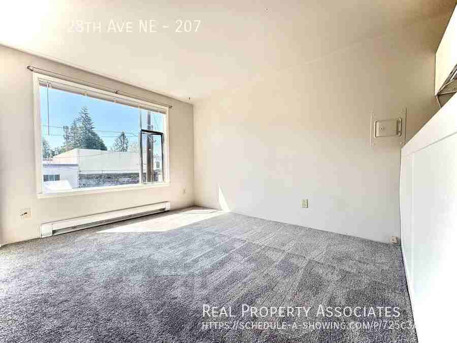 11527 28th Ave Ne #207 - Photo 2 of 11