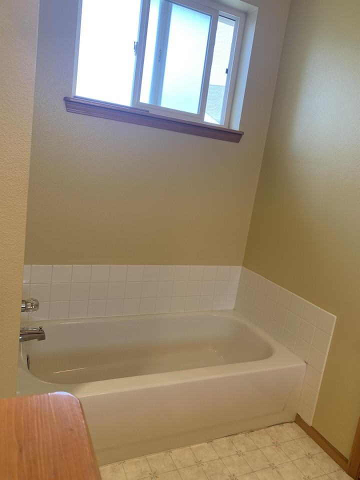 190 W Maberry Dr #A - Photo 4 of 35