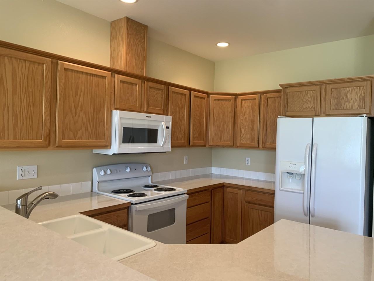 190 W Maberry Dr #A - Photo 5 of 35