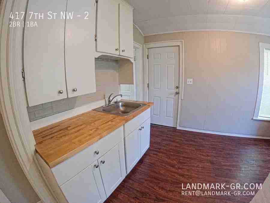 417 7th St Nw #2 - Photo 3 of 28