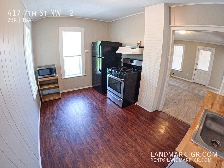 417 7th St Nw #2 - Photo 4 of 28