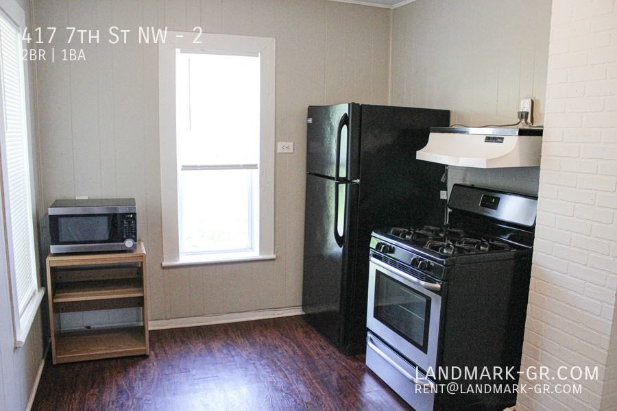 417 7th St Nw #2 - Photo 6 of 28