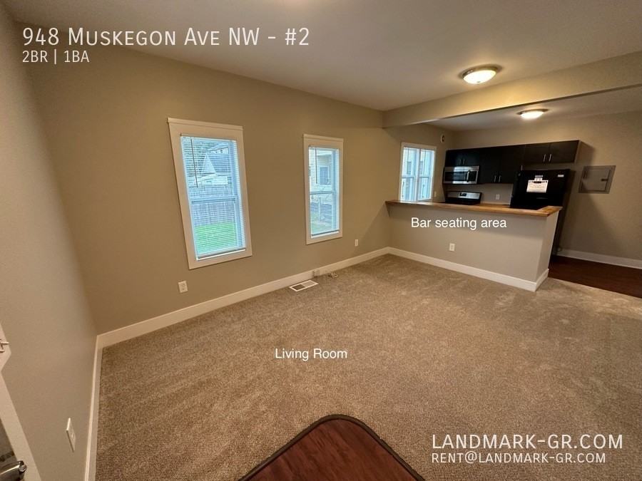 948 Muskegon Ave Nw #2 - Photo 4 of 21