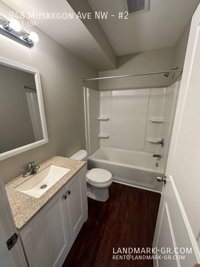 948 Muskegon Ave Nw #2 - Photo 7 of 21