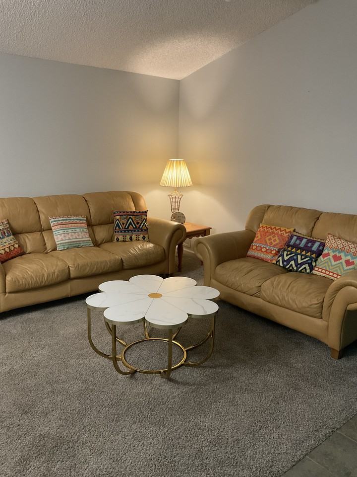 201 Trumbull St #NA - Photo 3 of 9