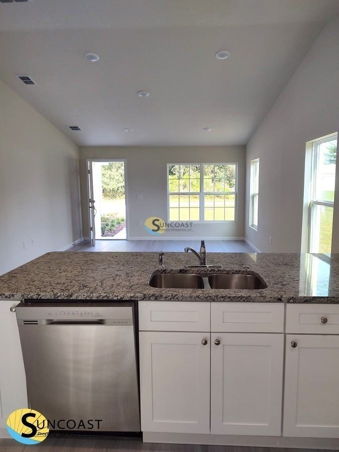 14965 Sw 48th Ave - Photo 6 of 15