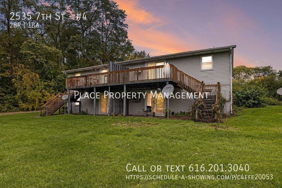 2535 7th St #4 - Photo 2 of 17