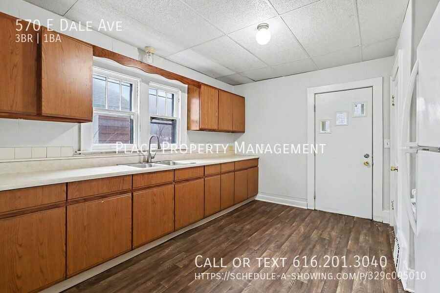 570 E Dale Ave - Photo 7 of 17