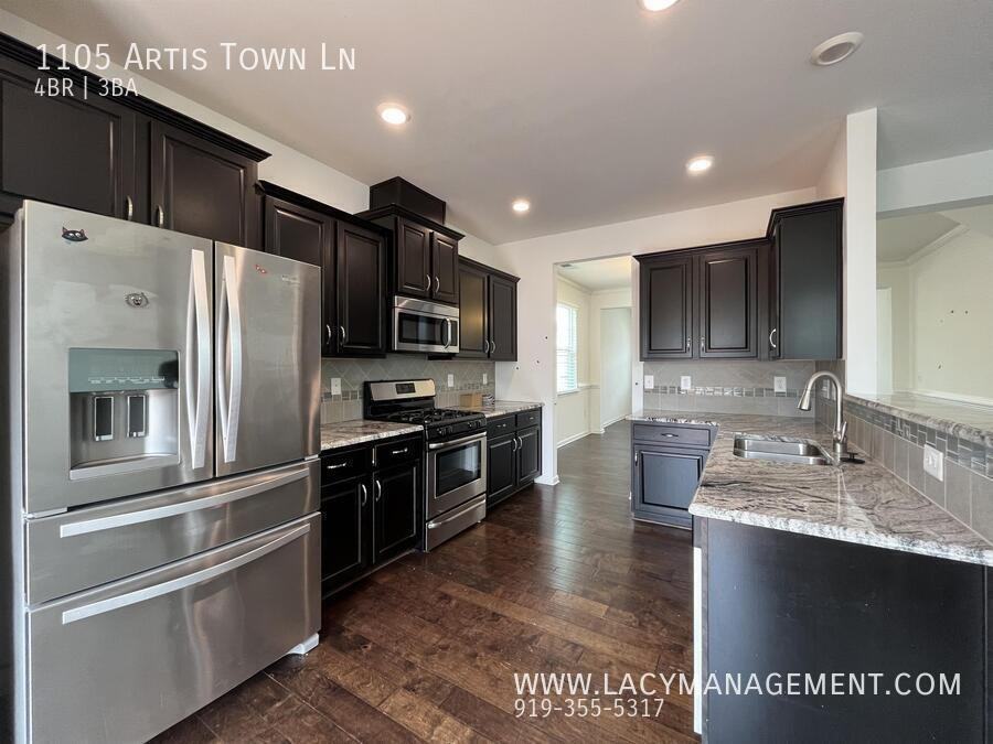 1105 Artis Town Ln - Photo 6 of 30