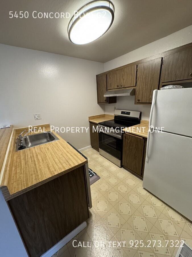 5450 Concord Blvd Apt G2 - Photo 7 of 22