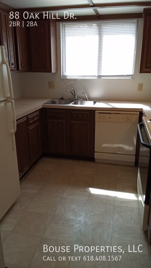 88 Oak Hill Dr - Photo 5 of 11