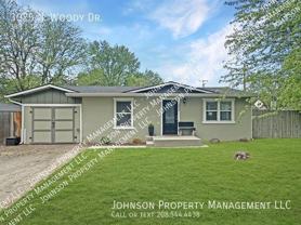 3025 N Woody Dr - Photo 1 of 1