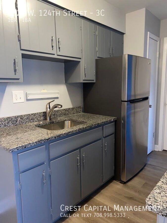 3934 W 124th St #3A - Photo 3 of 9