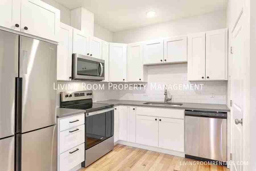 6225 Ne 14th Ave #B - Photo 5 of 12