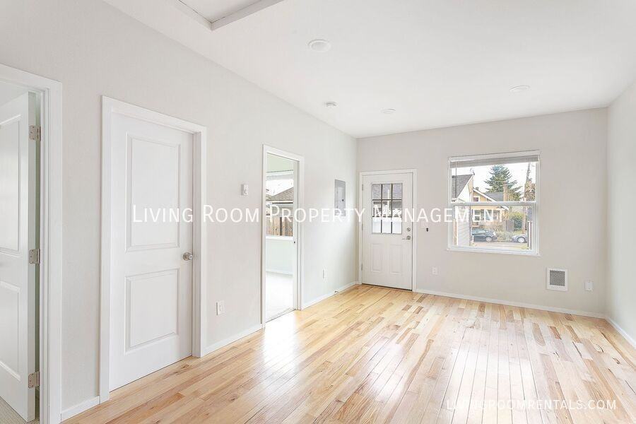 6225 Ne 14th Ave #B - Photo 6 of 12