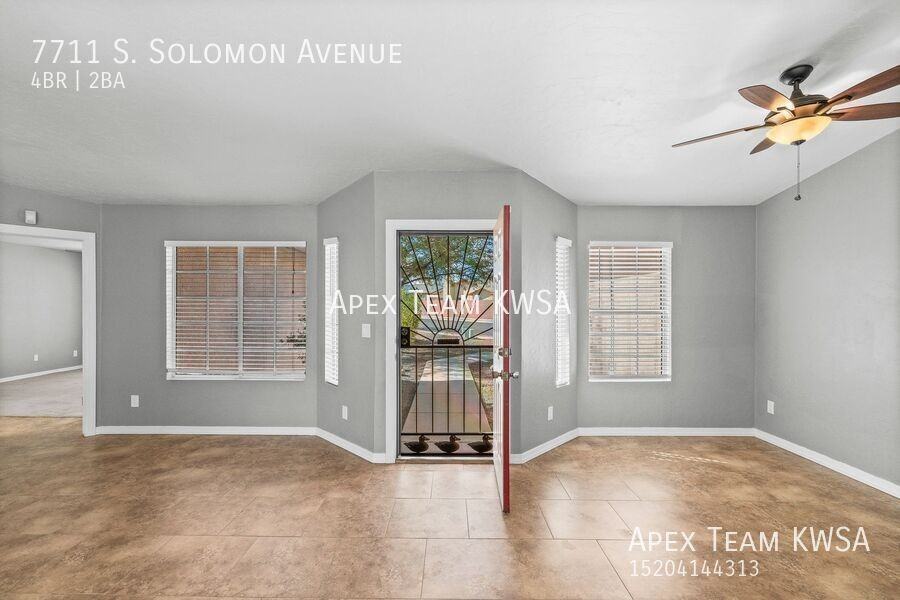 7711 S Solomon Ave - Photo 2 of 42