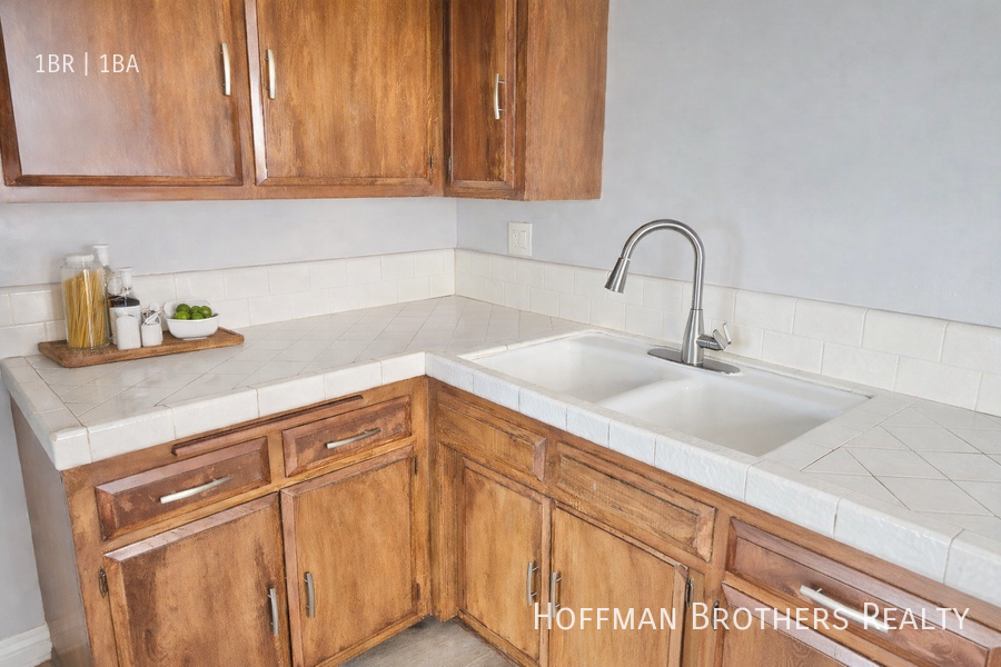 3831 Motor Ave #204 - Photo 5 of 6