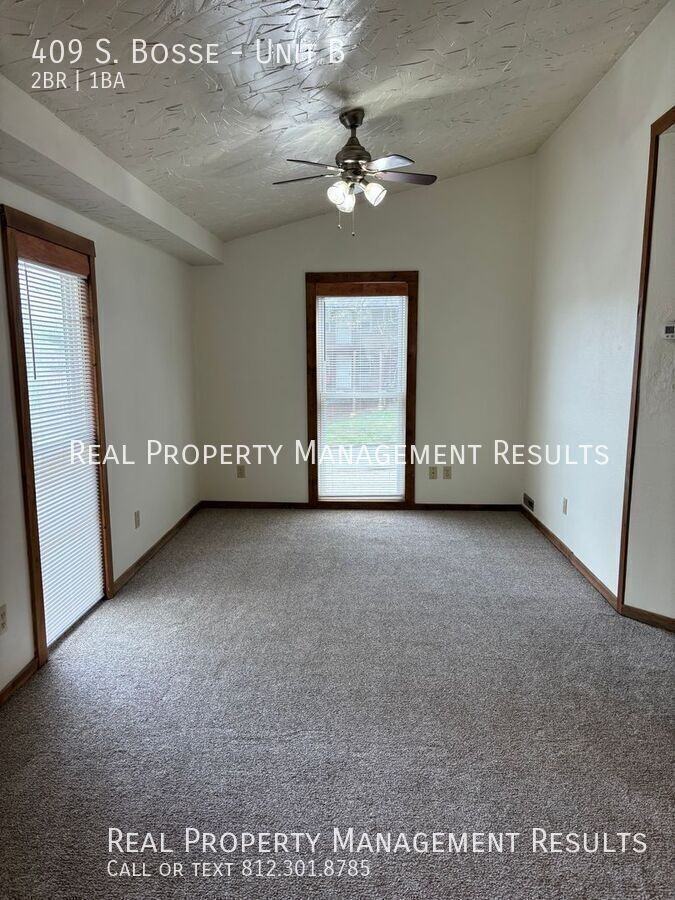 409 S Bosse Ave #B - Photo 3 of 12