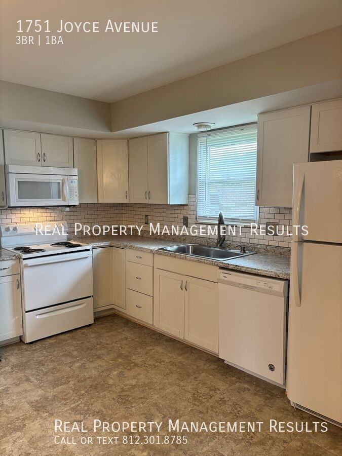 1751 Joyce Ave - Photo 3 of 16