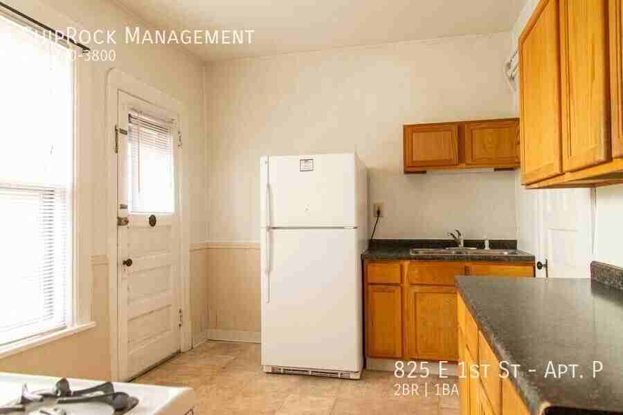 825 E 1st St #P - Photo 6 of 8