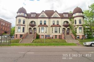 featured image of 305 E 3rd St #52