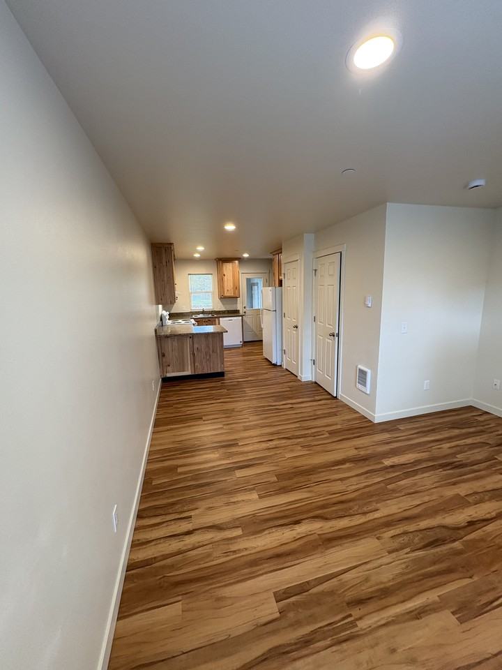 1838 City View St - Photo 3 of 23