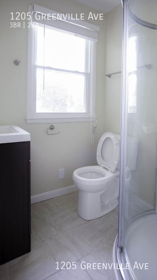 1205 Greenville Ave - Photo 5 of 21