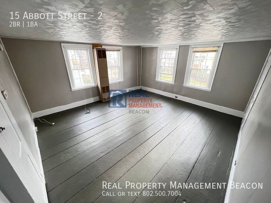 15 Abbott St #2 - Photo 3 of 9