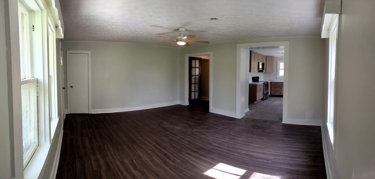 8922 Three Points Rd #NA - Photo 4 of 22