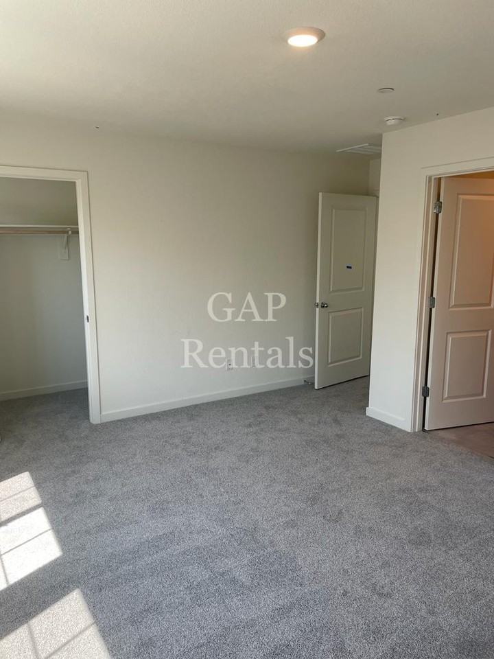 3032 San Geronimo Pl #NA - Photo 6 of 9