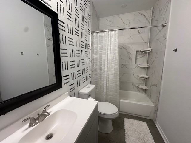 1127 S Dupre St #3 - Photo 3 of 9