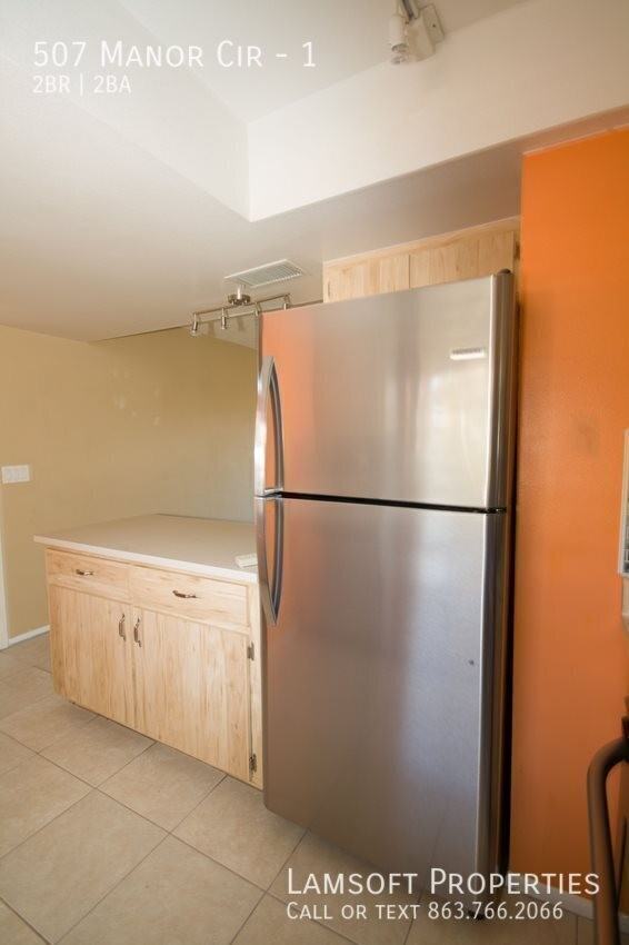 507 Manor Cir #1 - Photo 5 of 27