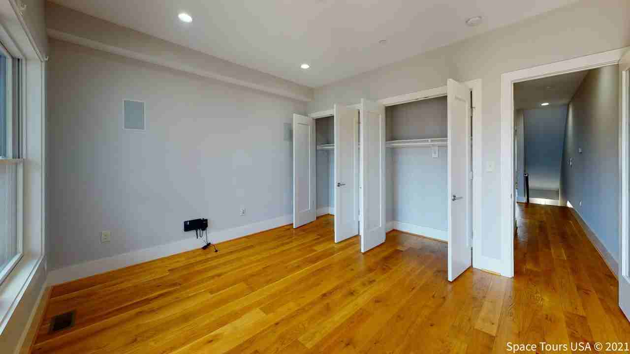 1157 Oates St Ne #1 - Photo 7 of 15