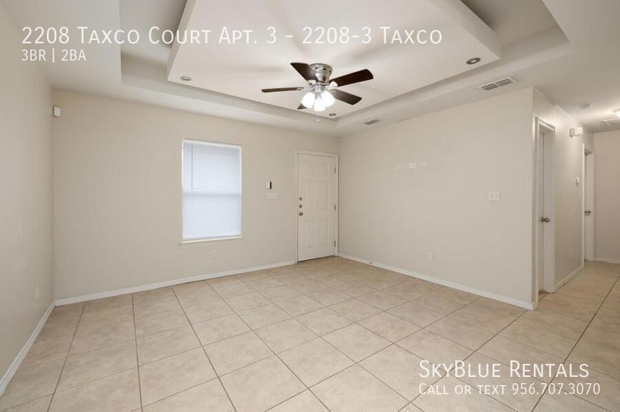2208 Taxco Ct Apt 3 - Photo 5 of 11